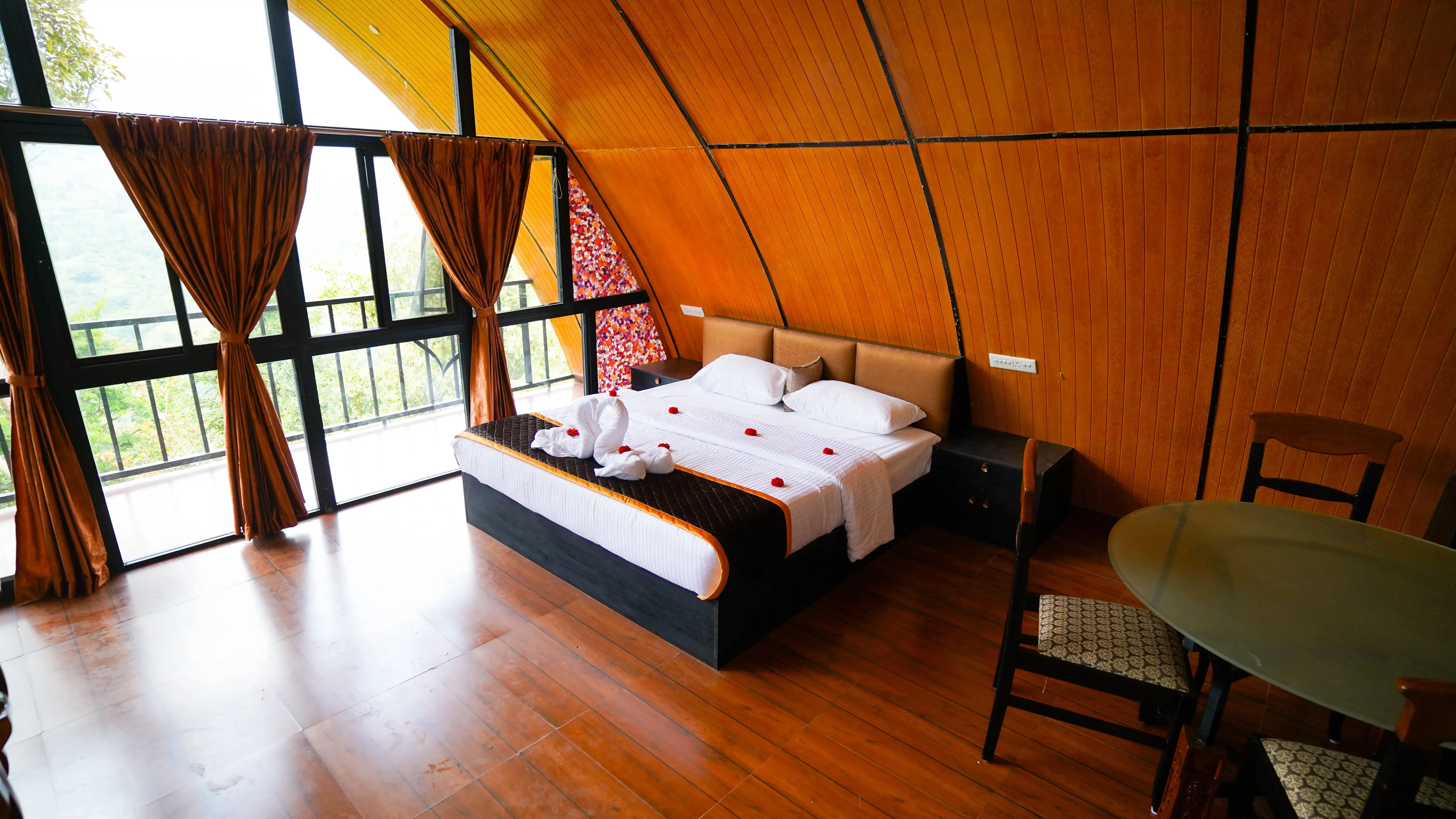 Luxury Shell